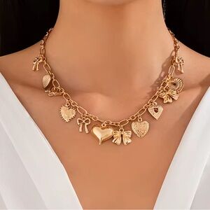 Maison Étoile Gold Heart Bow Necklace